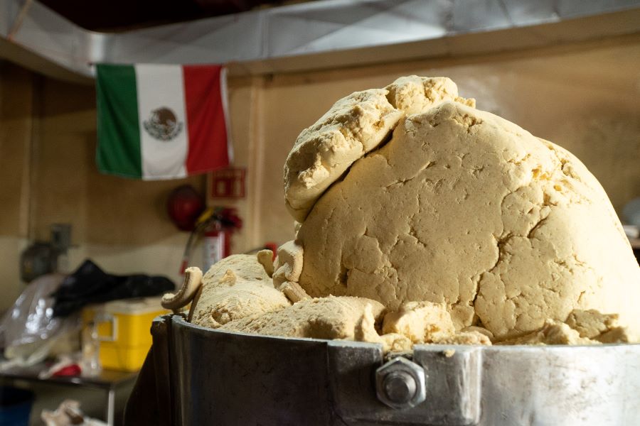Profeco encabeza mesa de trabajo con representantes de la industria de la masa y la tortilla